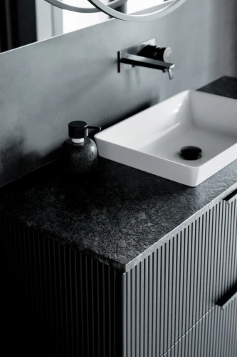 Steel Grey - Łazienki z naturalnego kamienia MEUStone Kamieniarstwo Bielsko-Biała
